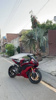 yamaha R6