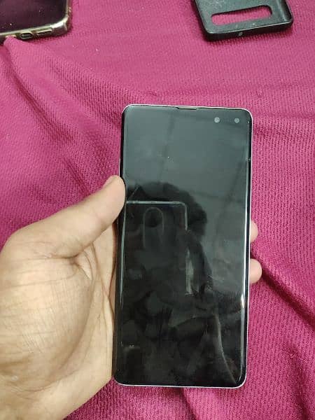 Samsung s 10 5g 12/256 gb panel broken only for the spare part 6