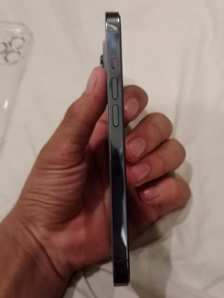 I phone 13 pro 138 GB 100 battery health 2