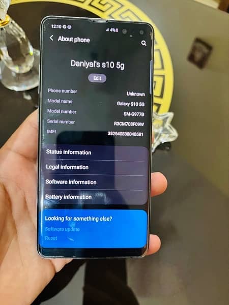 samsung s10 + plus 5g 8/256 exchange possible with iPhone 4