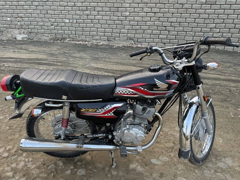 honda 125 having lush condition 1