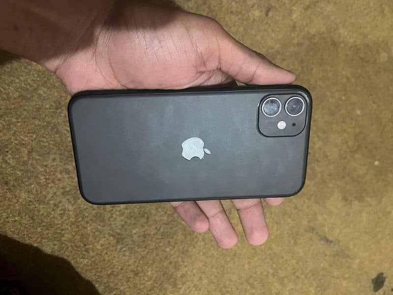 iPhone 11 Non PTA JV 64gb 4