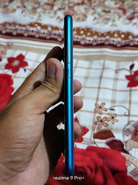 Redmi 9 for sale 3/32 9.5/10 Condition 5