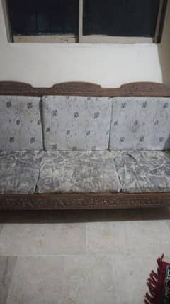 old lakri sofa set compelete with gadi