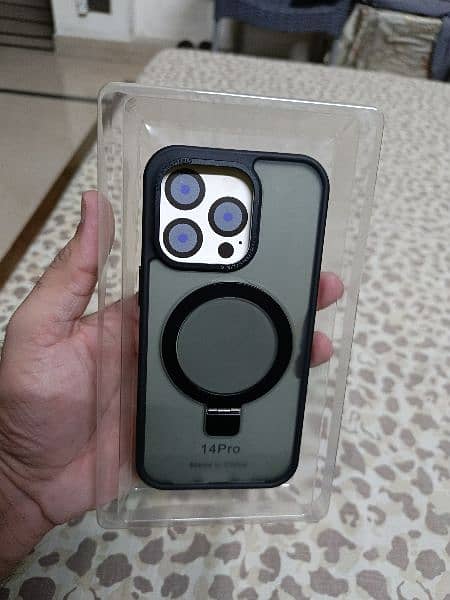 iPhone 14 Pro Cover 2