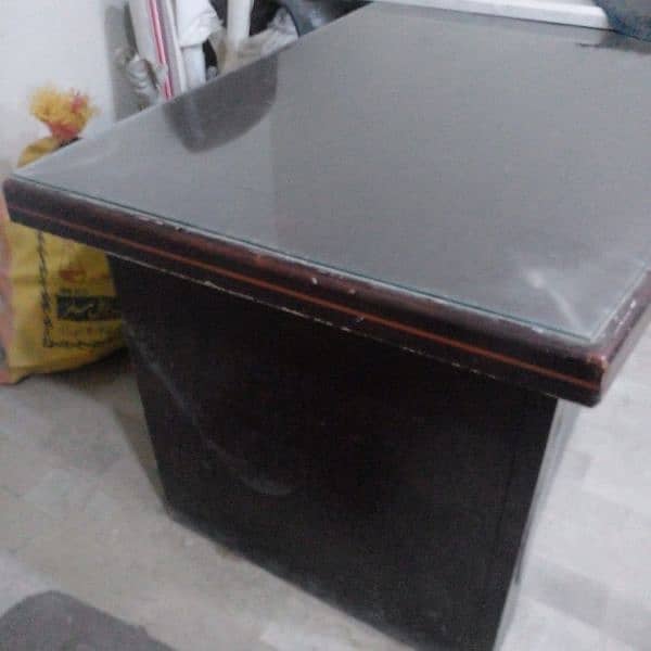 Office executive table for sale in 3500 1