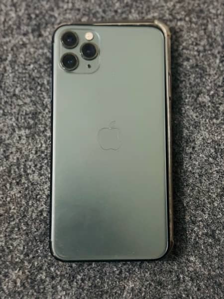 I phone 11 pro max 64gb non pta or factory unlocked 7