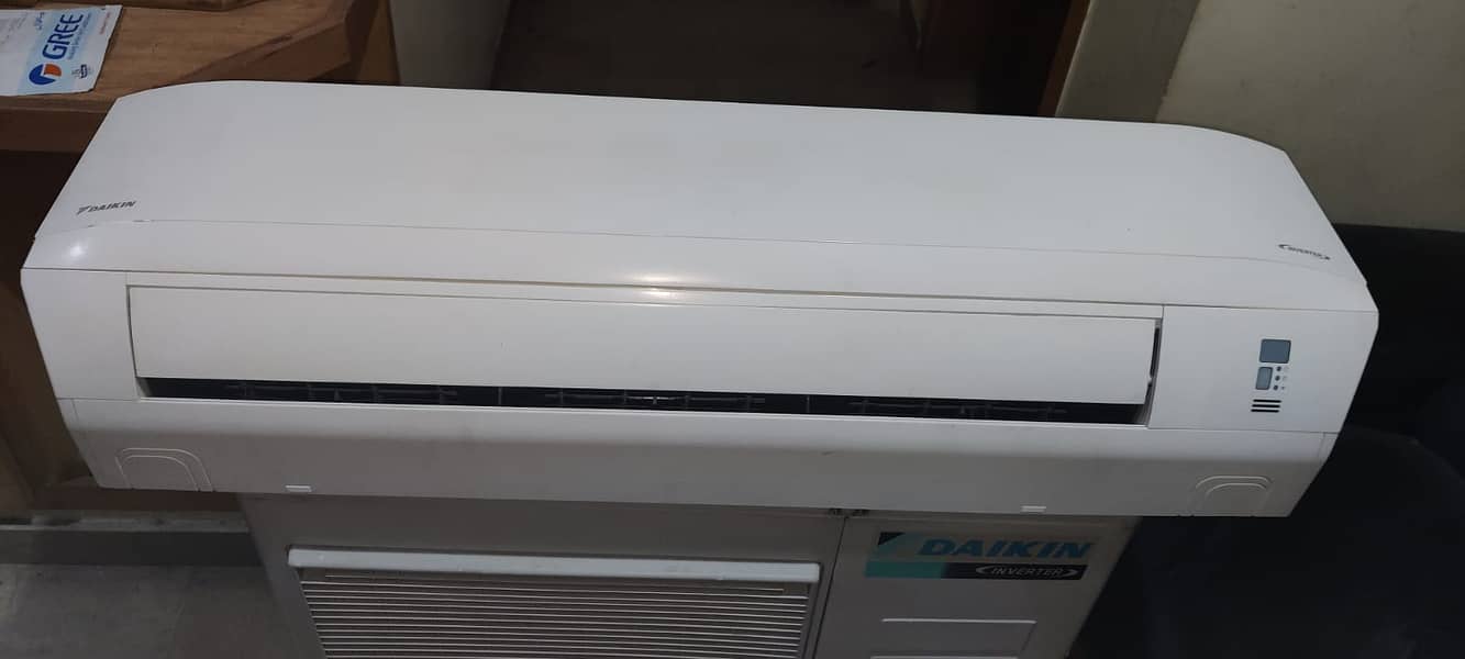 Daikin 2 Ton Full 5DC Inverter AC 2