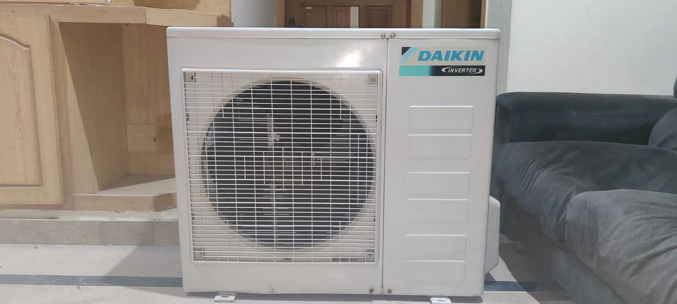 Daikin 2 Ton Full 5DC Inverter AC 7