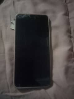 tecno mobile 2 32 glass crack lekin chalne mein sahi hai 0