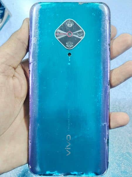 vivo v2024 4gb ram 128gb storage finger ok he  only kit 1