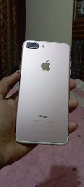 iphone 7 plus 32gb pta approved with box and cable 2