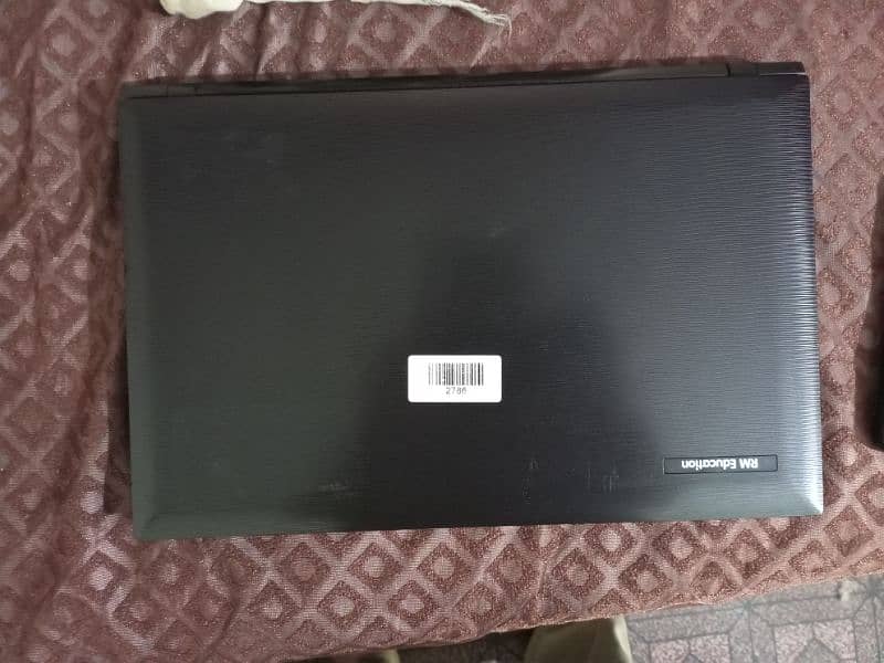 RM Education American Brands Laptop 1