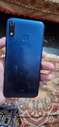 infinix Hot 8 lite (2/32)