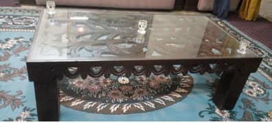 Very beautiful heavy carved center table 03335138001