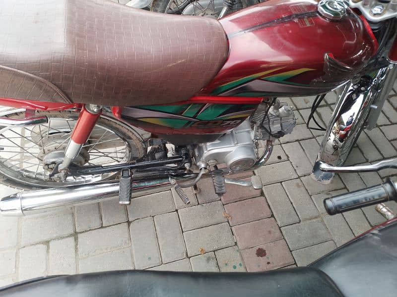 honda 125 cg lush condition dacomints okay 8