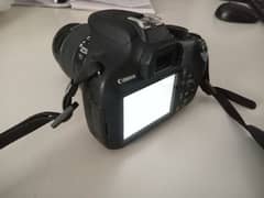 EOS 1200D