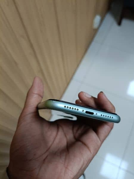 iphone 11  pta approved 0