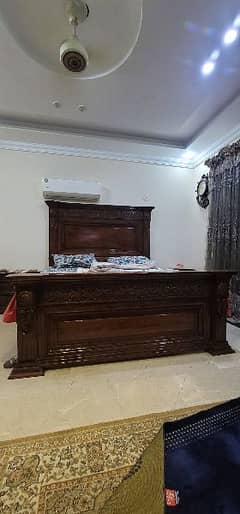 wooden  bedset 0