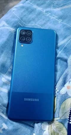 Samsung A12