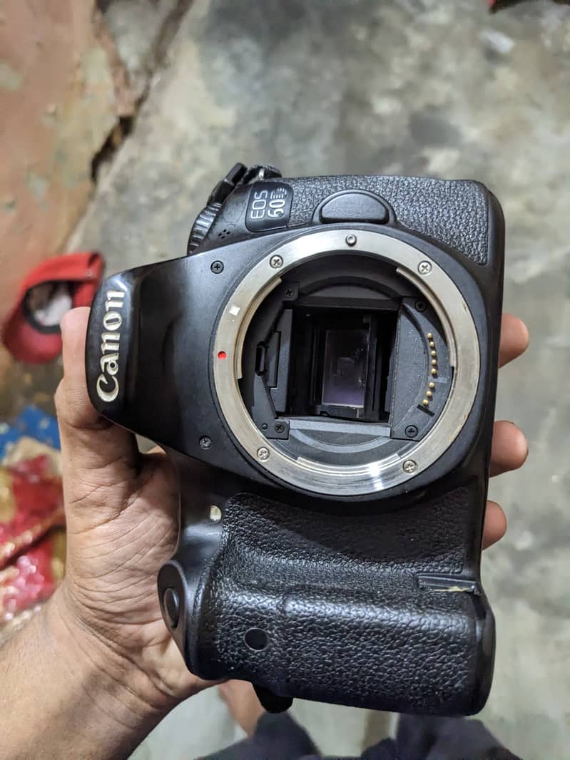 Canon 60d with 50mm lense 6