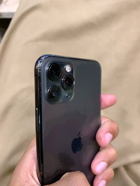 iPhone 11 Pro 5