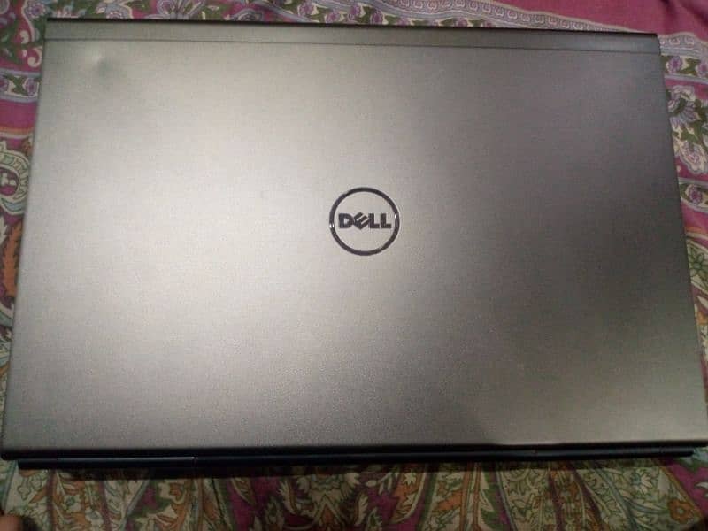 Dell Precision M4800 , core i7 , 4th genration 1