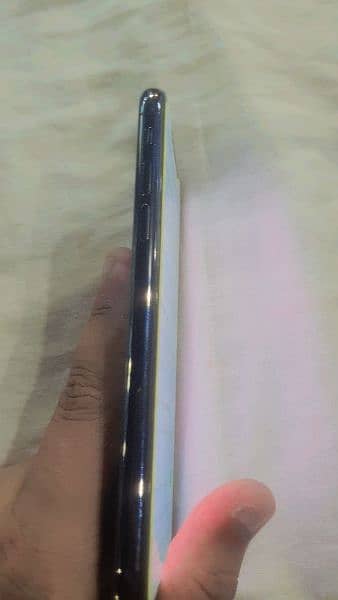 iphone x s pta gb 64  10 / 10 buttrey  78 total genuine 2