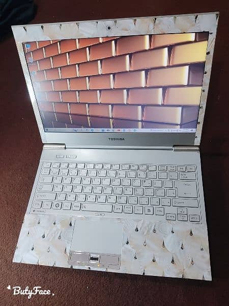 Toshiba Golden Slim core i5-3rd generation,4gb ram and 128 ssd,2 hrs 15