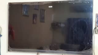 55 INCH HAIER SMART TV FOR SALE IN GOOD CONDITION