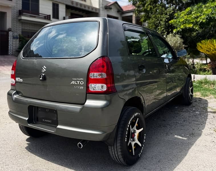 Suzuki Alto 2010 1