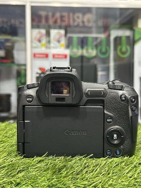 Canon EOS R body only 1