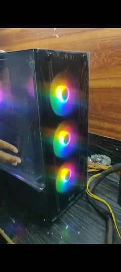 Gaming pc Casing with 4x Rgb fans free