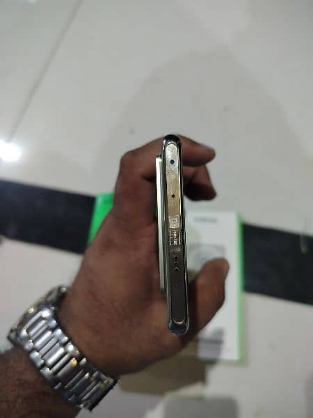 Infinix Note 40 pro 8gb 128gb 5