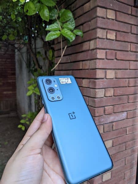 One Plus 9 Pro 6