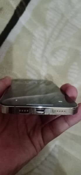 IPHONE 13 PRO MAX Non PTA 4