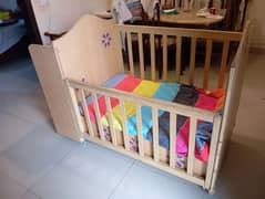 Nishaat Baby COT in Lasani wood, Good condition