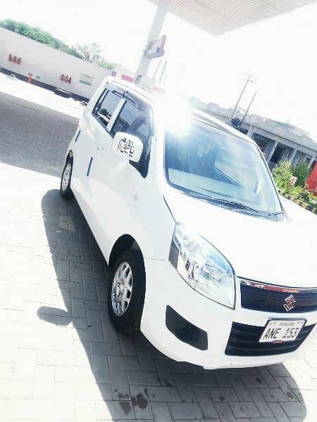 Suzuki Wagon R 2023 11