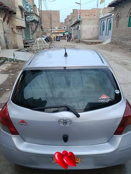 Toyota Vitz 2008 1