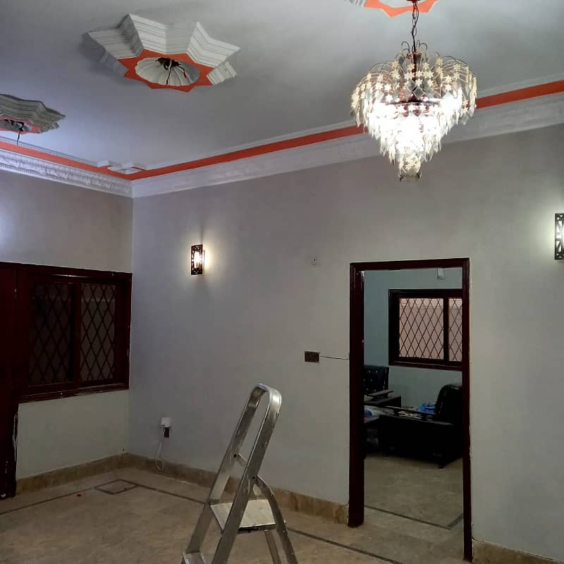 independent 240yards bungalow for rent in johar 5