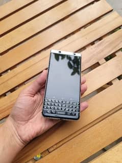 BlackBerry key1 ,4/64 Limited edition (pta official approved )