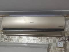 orient DC invertor AC 1.5 ton condition 10 by 8.5