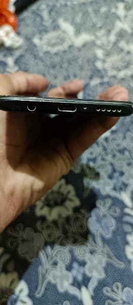 Huawei p30 lite 4/128 pnal tota howa hy or back bahi 3