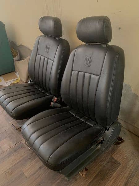 Front 2 seats for sale 1