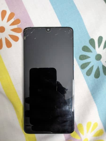 Huawei P30 6/128 Official PTA Approved with Box dead panel 1