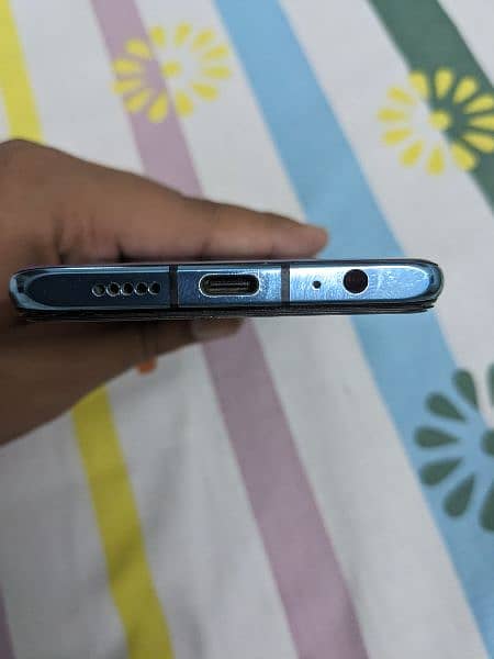 Huawei P30 6/128 Official PTA Approved with Box dead panel 3