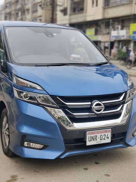 Nissan Serena Model 2018 4