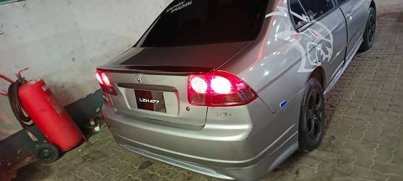 Honda Civic EXi 2005 6