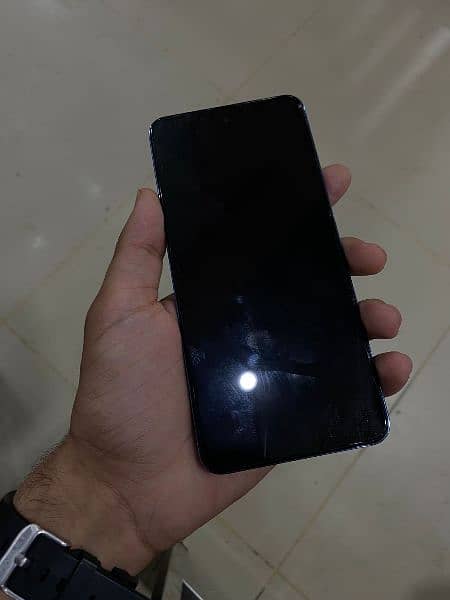 Infinix hot40i 1