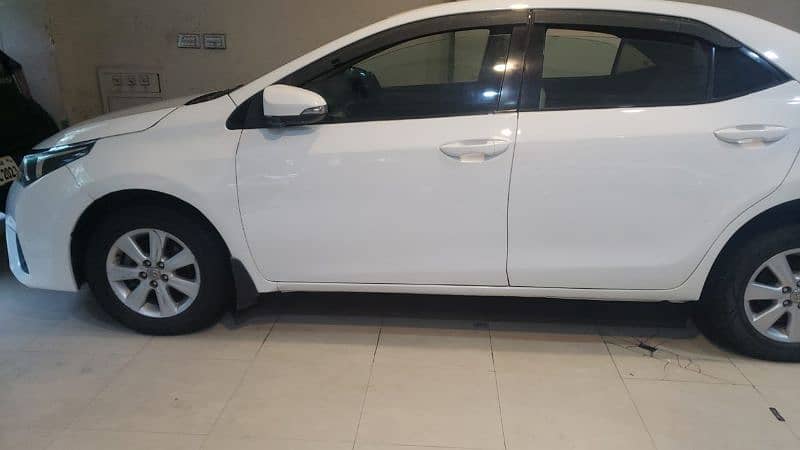 Toyota Corolla Altis 1.6 2017 1